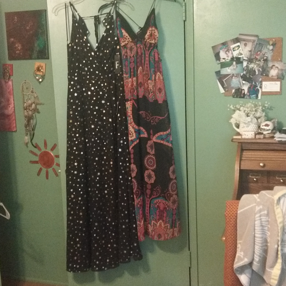 2 elegant maxi dress NWT LULUs